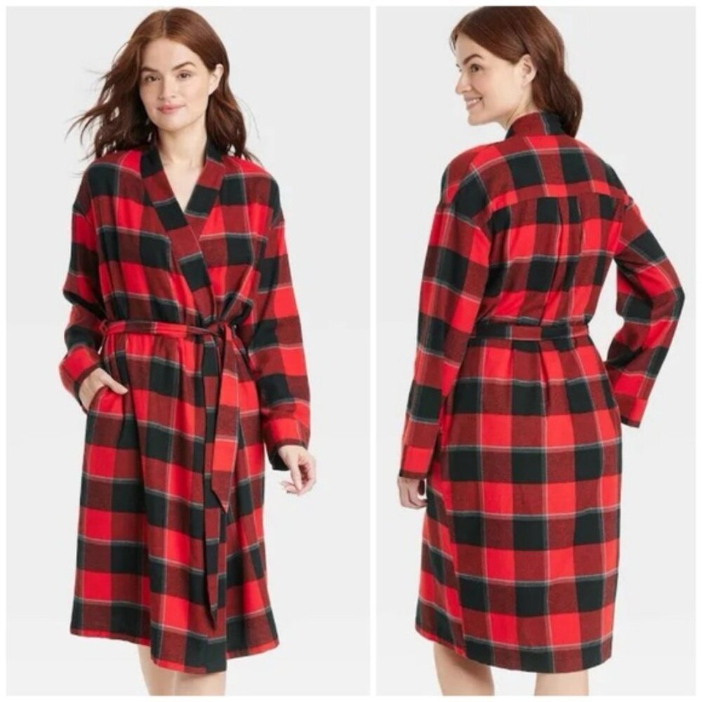 NEW Stars Above™ Women's Red Buffalo Check Flannel Robe